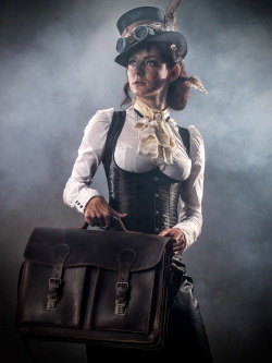 steampunk-girl:  Steampunk Girl http://steampunk-girl.tumblr.com/