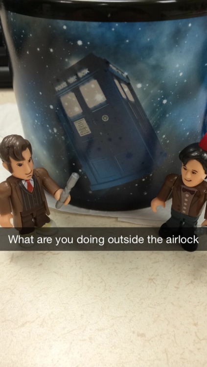 abookblog: A convo outside the TARDIS Reblog only!