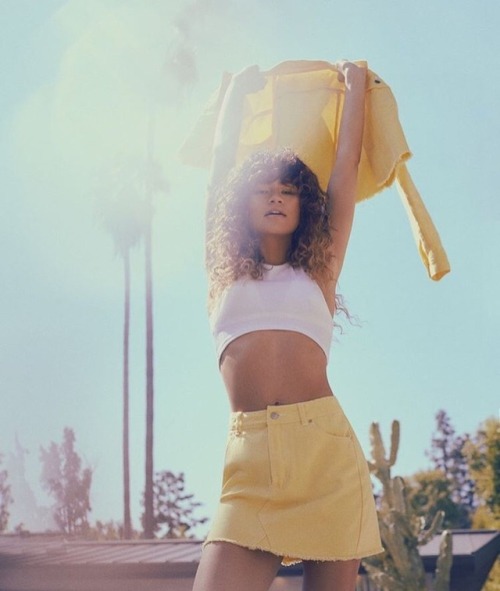 sarsmusings:Zendaya for “The Zendaya Edit”