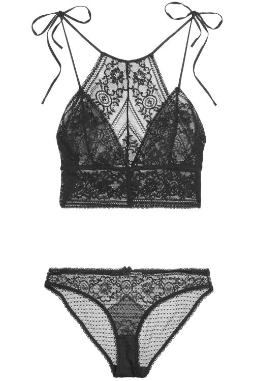 martysimone:Stella McCartney | Ophelia Whistling - in Japanese Leavers lace ♥