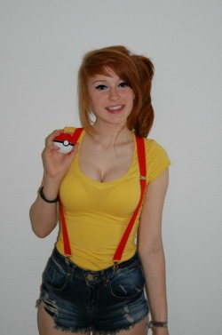 cosplaynerdalert:  Check out http://cosplaynerdalert.tumblr.com