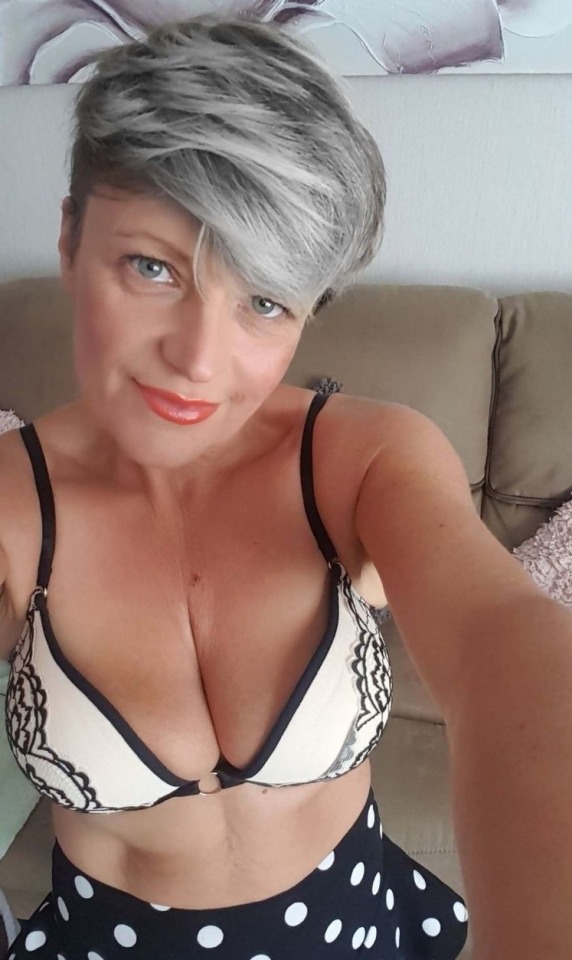 Mature Lingerie Selfie