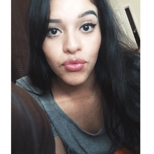 foreignbunnies:  Venezuelan & Peruvian 🔥 Twitter:	@Sexilexijk