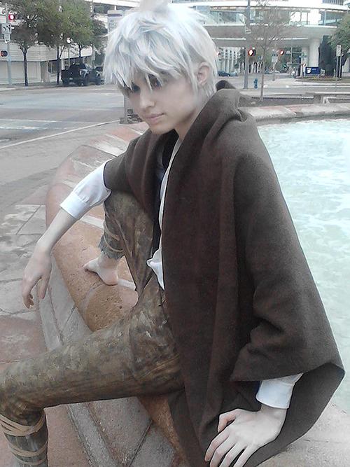 Wore my Jack Frost cosplay to Anime Matsuri on Sunday. This is the version where he has just come ou