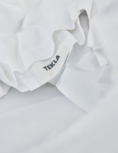 yimmyayo:  Tekla Fabrics by Charlie Hedin Photo by Philip Messmann 