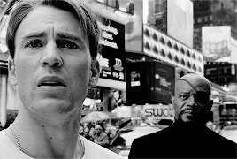 karazrel:carol danvers and steve rogers parallels 