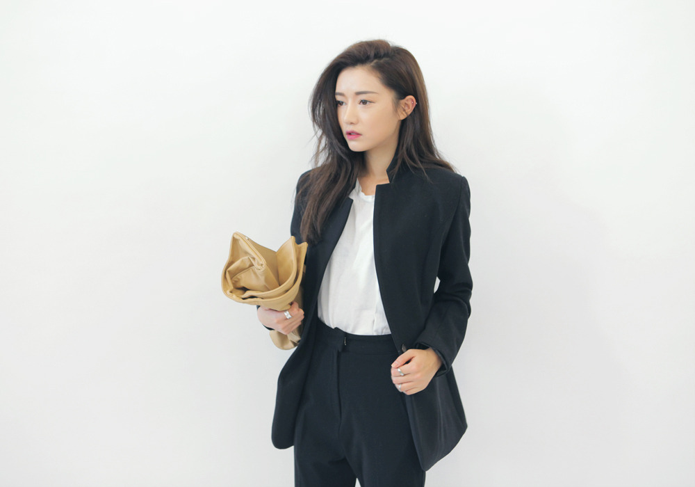 the-streetstyle:  One Button Blazervia stylenanda 