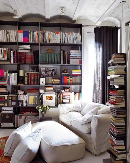 littledallilasbookshelf: Modest Home Libraries :)