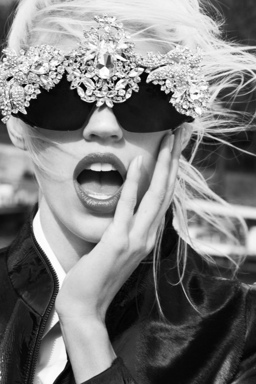 myprada: senyahearts:  Devon Windsor in “The Hard Edge Of Happiness” for Vogue Japan, Ja