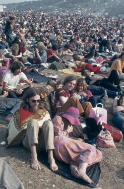 johnkatsmc5: Audience at The Isle of Wight