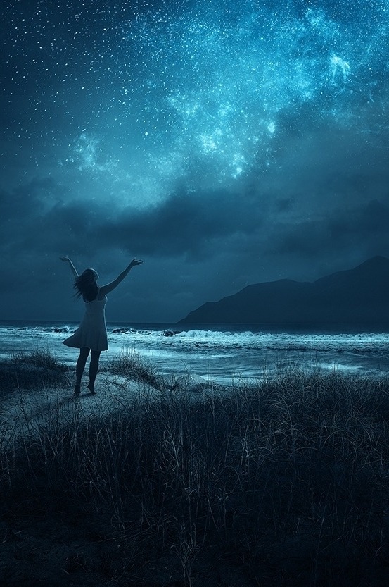 pakenta:  lsleofskye:  Midnight Prayer  ࿋ 