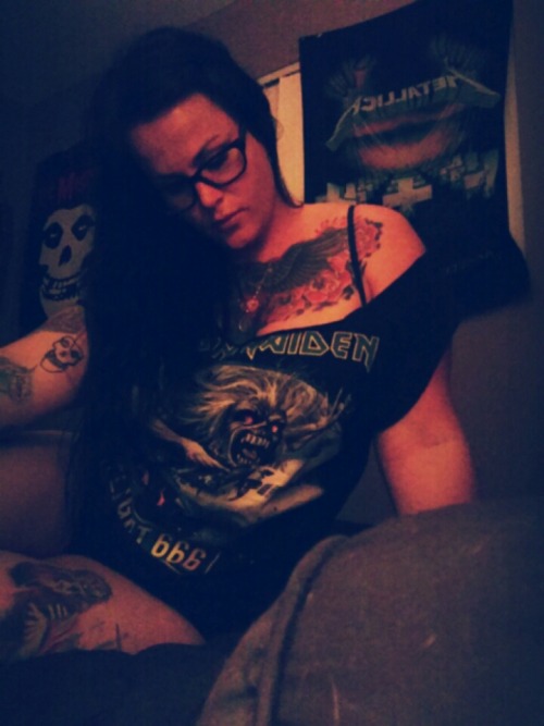 erinalkaline:  Flight 666  Sexy metal chick!!!