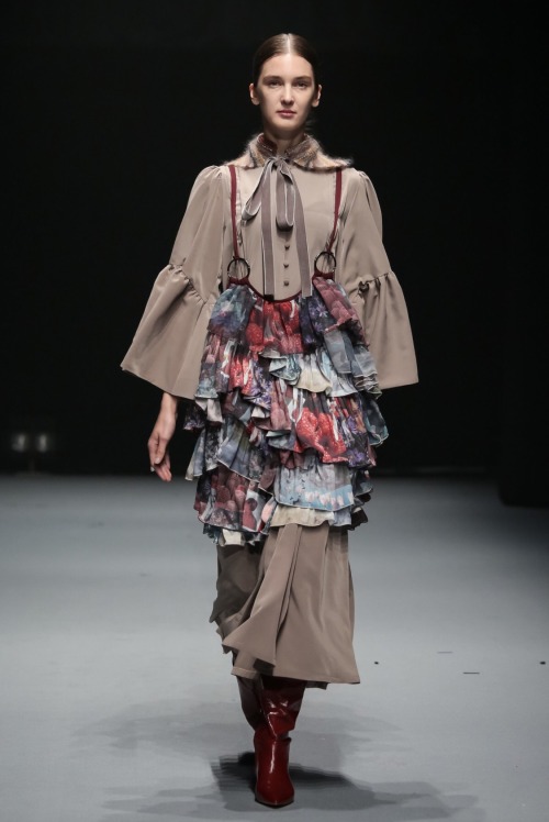 tokyo-fashion:Nana Miyashita - an 18-year-old Japanese fashion designer who has been invited to show