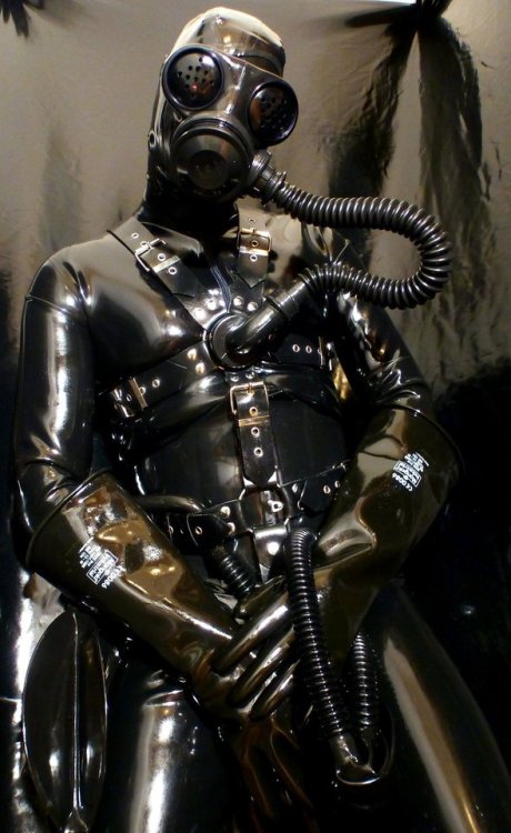 boundrubberboi.tumblr.com/post/170879826504/