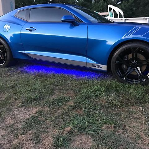 2coolcars:  bluedragon_camaro