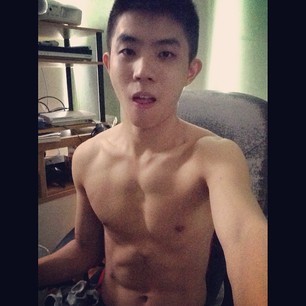 sgprotein:  justshootit:  Seth Wee… he really loves to stick his tongue out!! =P