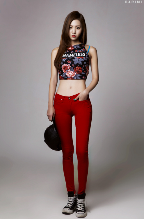 korean-dreams-girls:  Lee Chae Eun - April 18, 2014 4th Set 