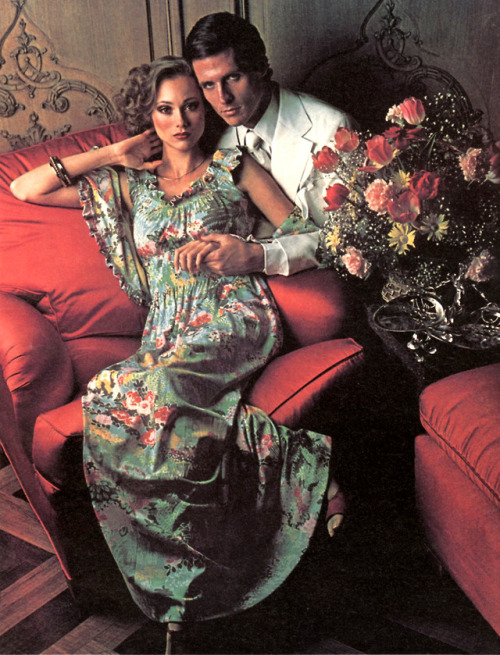 Year: 1975Model(s): *, *.Photographer: * (Harper’s Bazaar)Designer(s): *__________Additional I