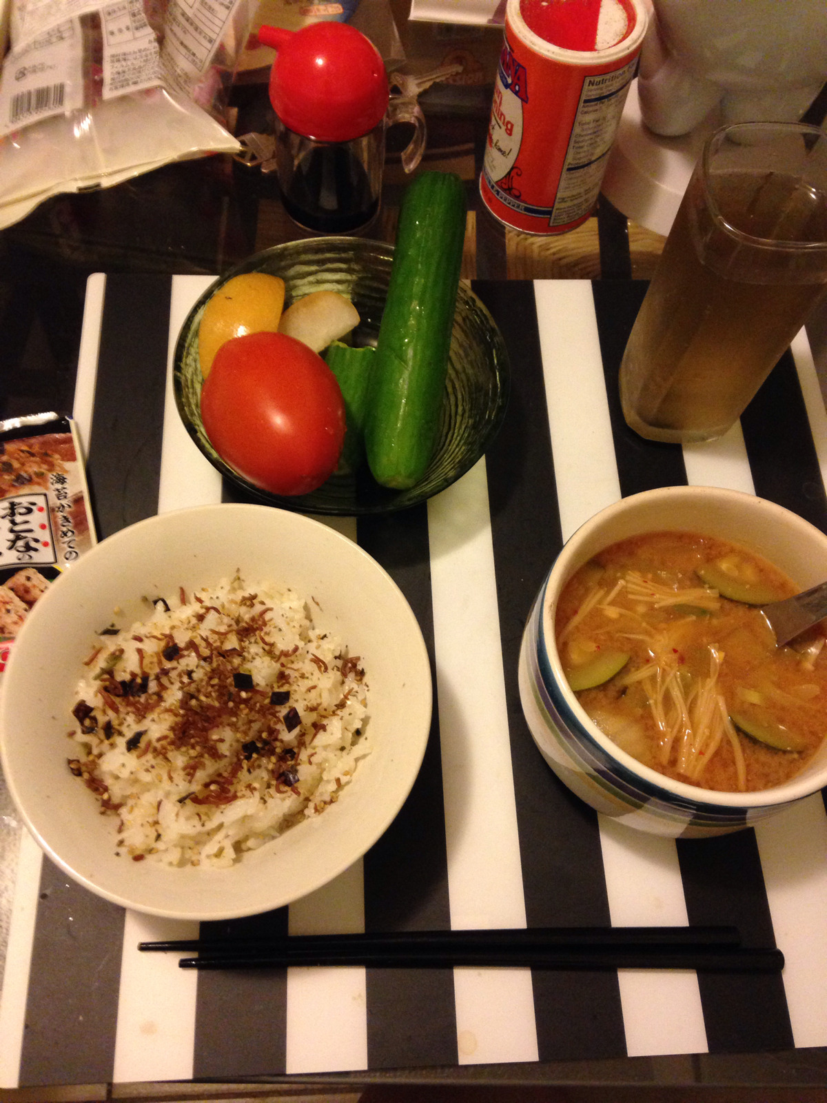 Wooooo dinner woooooo!!! Made the korean spicy bean soup again and I think it came