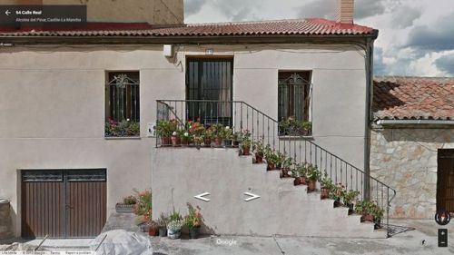 streetview-snapshots:House with plant pots, Calle Real, Alcolea del Pinar