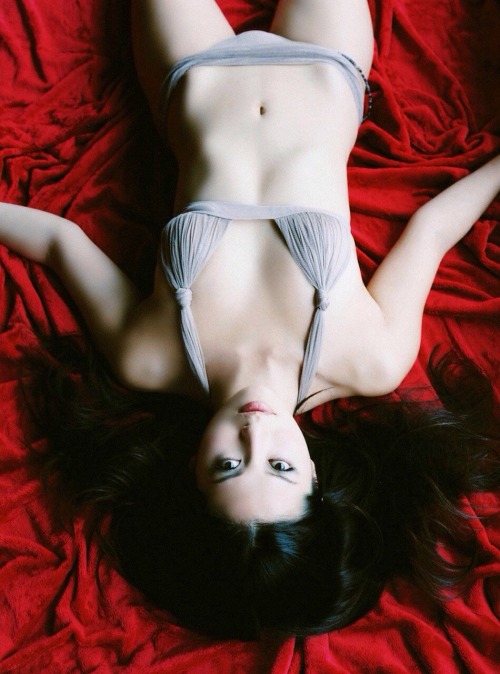 japanesebeautifulwoman:Haruna Yabuki