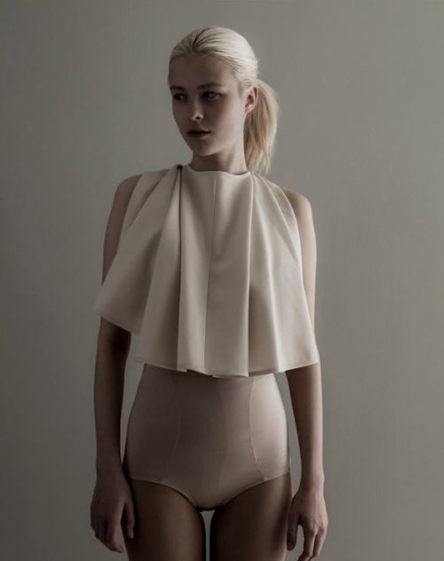 wherethespiritmeetstheboneposts:Ph. Lina Jelanski