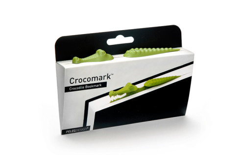 laughingsquid:A Cleverly Designed Alligator Bookmark That Lies in Wait When the Book Cover Is Closed