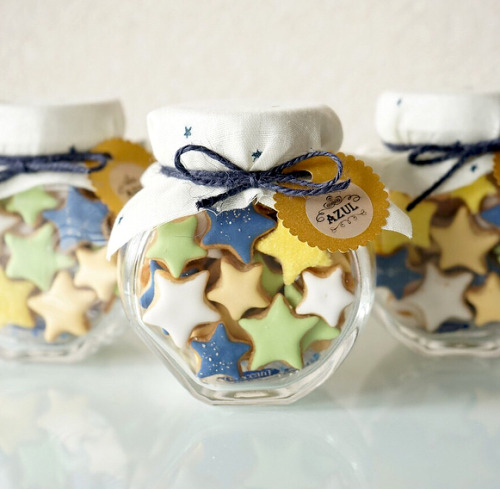 Seasonal mini icing cookies by artist Take Yoko