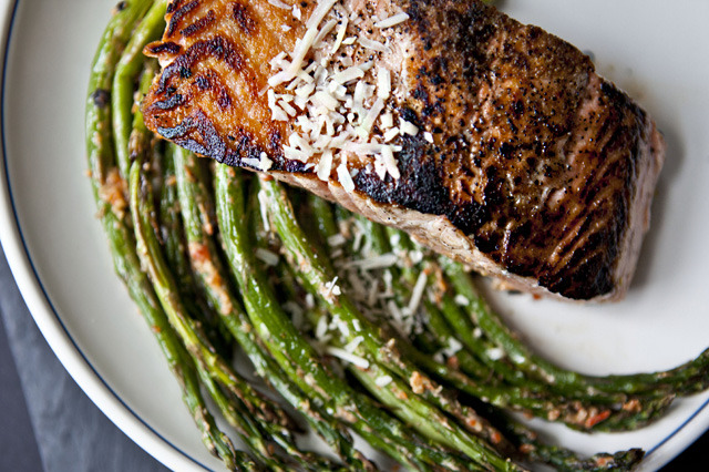 food-everybody-loves:   Click here to see more 