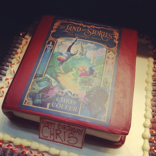 chriscolfernews-archive:noway1010 So much fun last night. Happy birthday to @hrhchriscolfer #cakecak