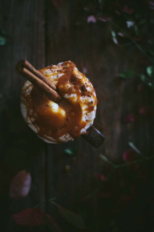 sweetoothgirl:  ☕️Homemade Pumpkin Spice Latte Recipes🎃(Recipes 1, 2, 3, 4,