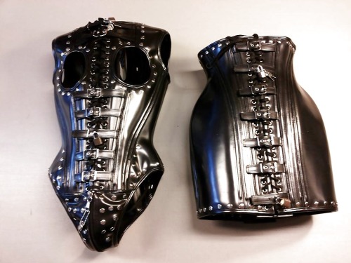 dreamerinchastity:Beautiful, I would love to have this pair of corset items. I’d wear them all the time.