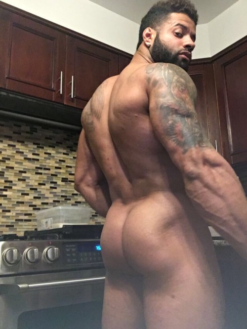 manrumpsxxx:  Follow Me For The Sexiest Rumps On Tumblr