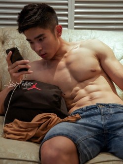 dean-asianhunks:   Deanhunk’s      29/08/18    