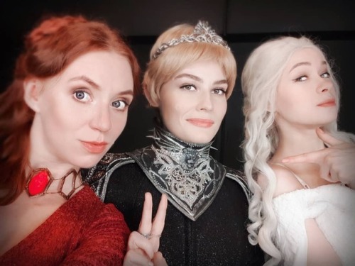 Red, black, white  Melisandre @greatqueenlina  Cersei @ri_daria  Daenerys @reytao  Support my creati