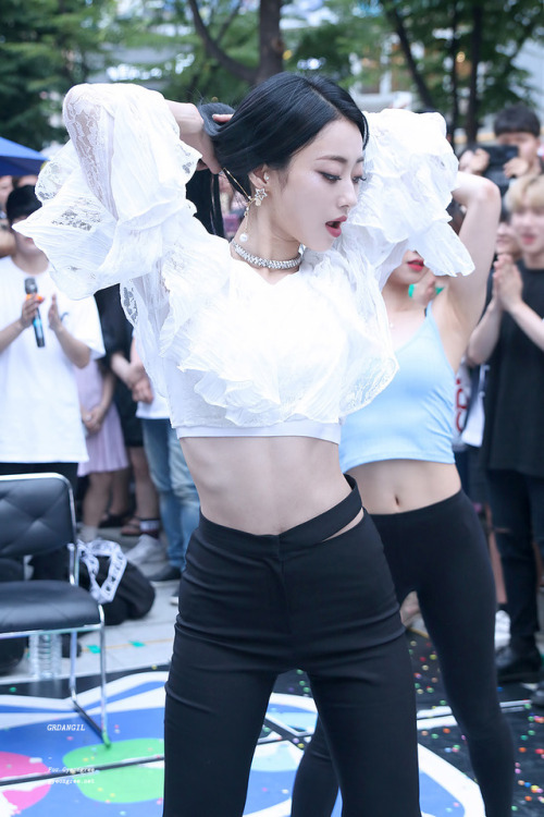 GYEONG REE18.07.07 | Busking Event &copy; 박경리단길 // do not edit