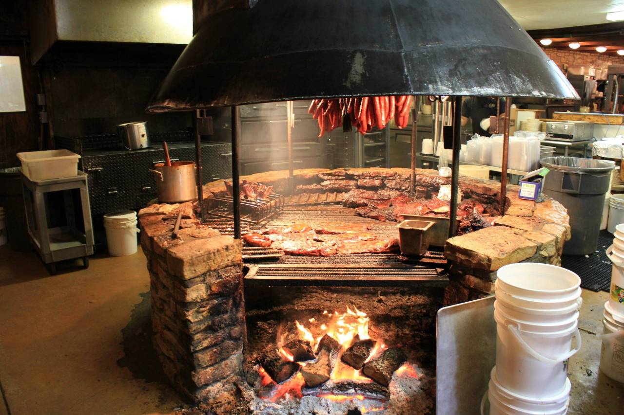 porky1975:  ausonia:  As a Canadian who went to Texas for some BBQ…WOW  I sooo