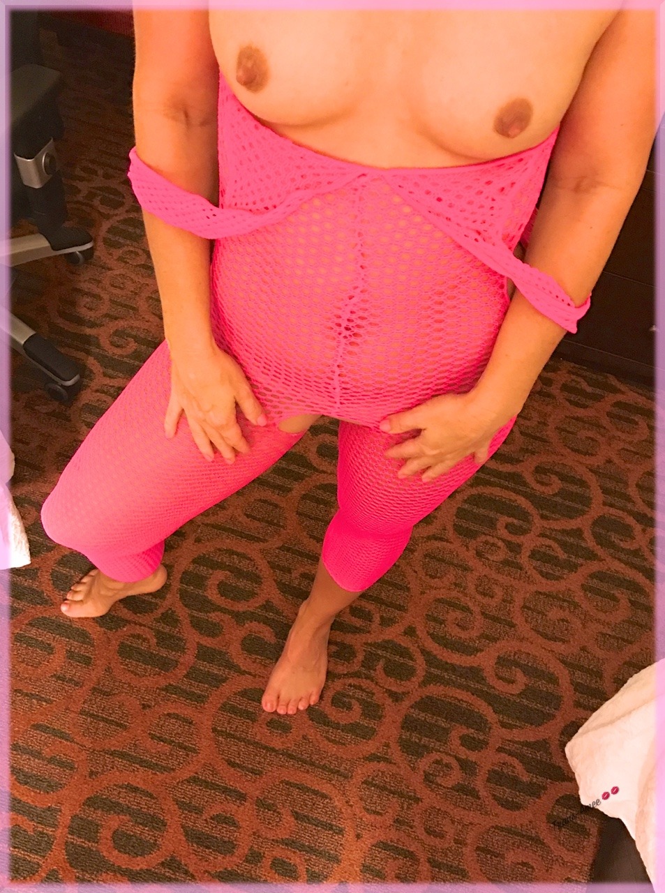 trans-amee:    So I got to “play” a bit with my other half and she has finally