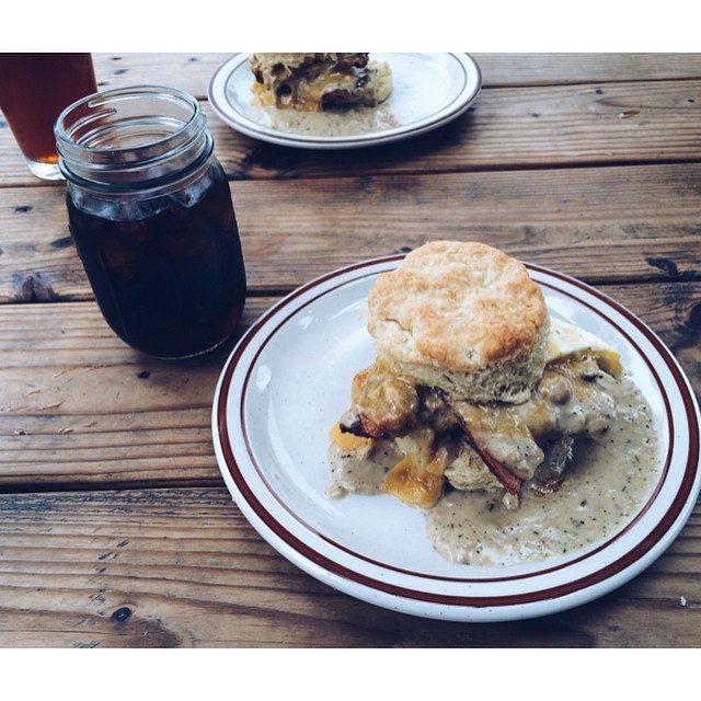 🙌🙌 #vscocam #pinestatebiscuits (at Pine State Biscuits)