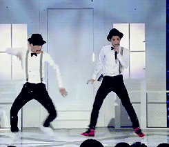 blondejongin:  sexy suspenders jongin 