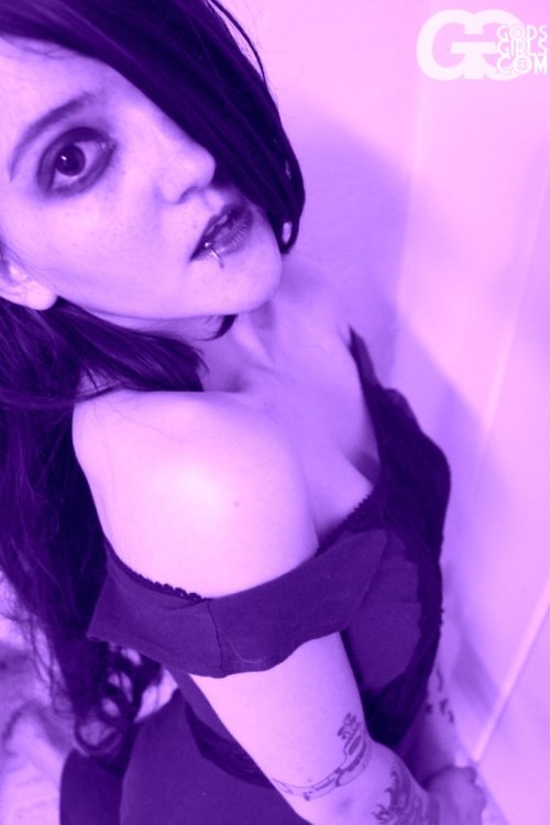 kvltgg:  My (Kvlt’s) new set, “Colors: Lavender” is out on GodsGirls right now!!  Never miss a set from me! Join GodsGirls for 50% off here!  