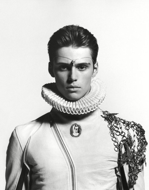apollonianbeauty:  “Monarchy in the UK”,  by Jamie Morgan, for Arena Homme + 
