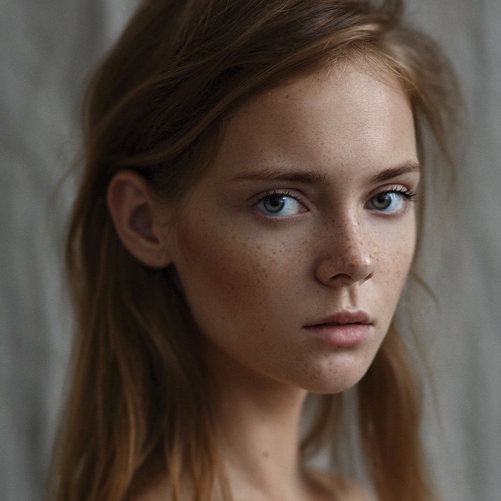 Faces to pause for