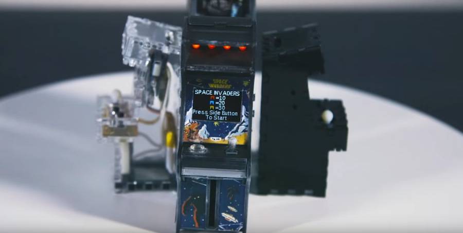 jedavu:    Tiny Playable Arcade Game The Tiny Arcade is tiny retro arcade game imagined