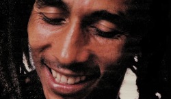 jahblessbobmarley: That smile :’)