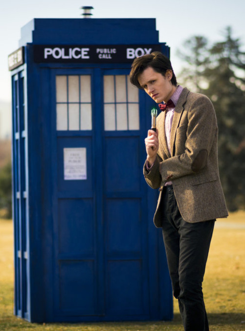 sakibatch: janinekspendlove: kelldar: steelboneddiva: Dr. Who cosplays that will make you do a doubl