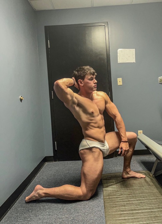 muscleinbriefs-deactivated20230: