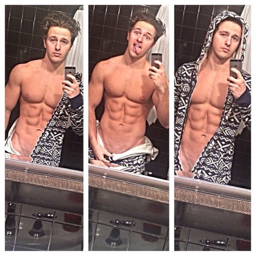 #instaporn #instasexy #demasiadobueno #abs #cute #hot #sexyboy Model @thomas_keal