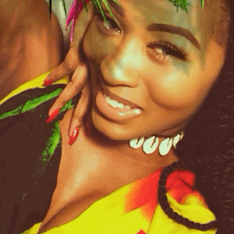 afrodesiacworldwide:    farafin    Instagram :  @bkmsang ❤️💛💚 