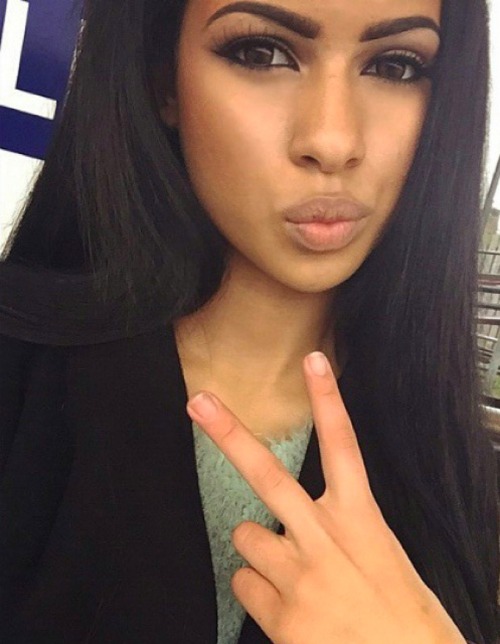 bomb-chicaz:     Salem London…    SIMPLY DELICIOUS!